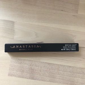 NWT! Brow Wiz by Anastasia